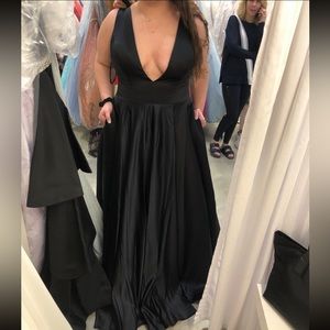 Black alyce paris prom dress